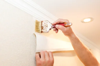 Pose de papier peint à Bompas — revêtements muraux et toiles de verre